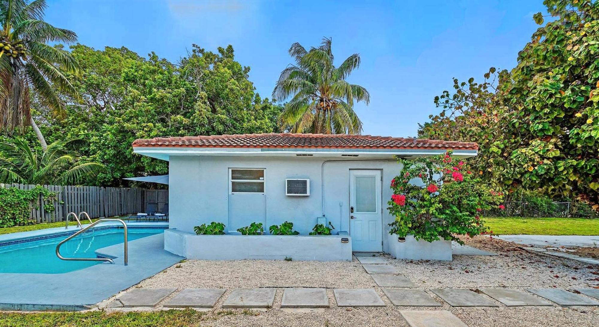 Casa vacanze Sunny - Pool - Bbq - Centrally Located *